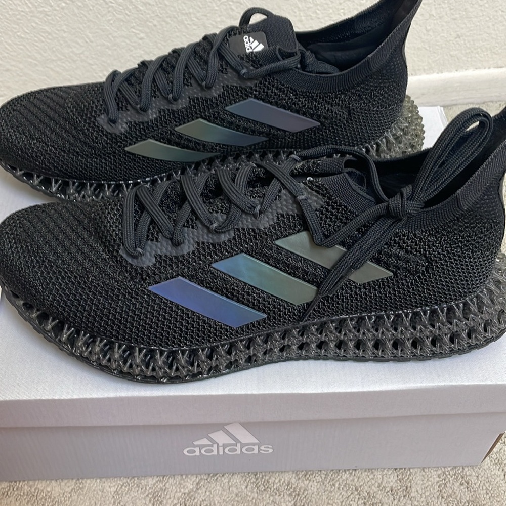 Adidas 4DFWD size 12 Black new with tags NWT